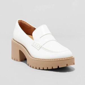 Universal Thread White Chunky Heel Loafers